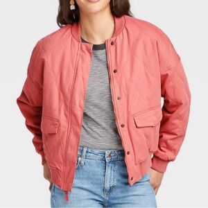 Streetwear Universal Thread Women’s Quilted coral Bomber Jacket L